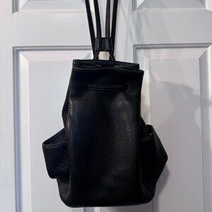Rare- Vintage Coach Sonoma Black Pebbled Leather Sling Backpack Drawstring